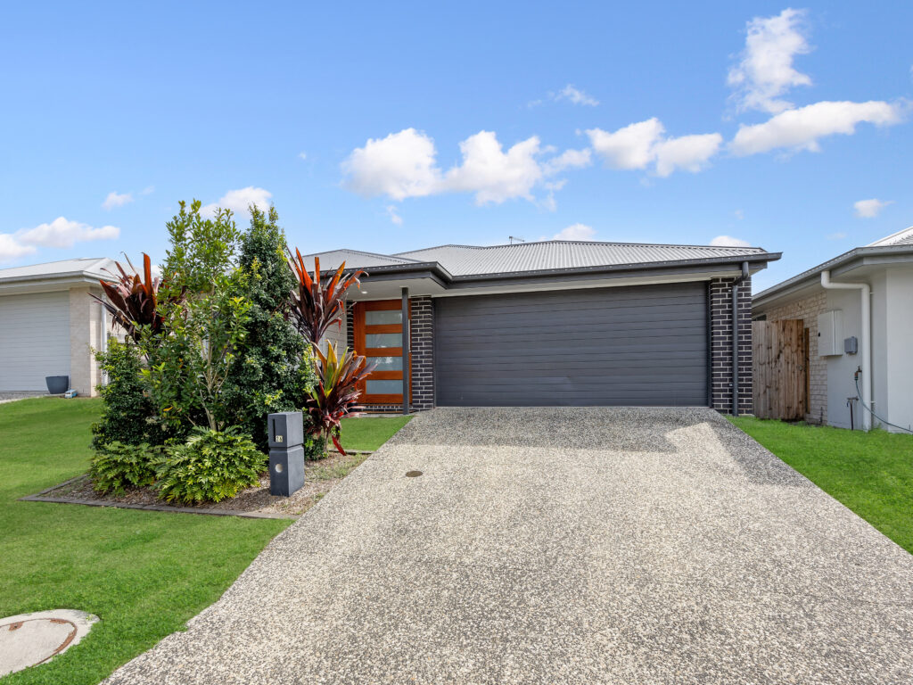 26 Carlos Street, Ripley, QLD 4306