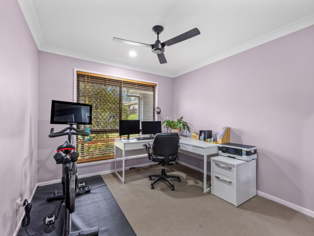 32 Oliver Drive, Redbank Plains, QLD 4301