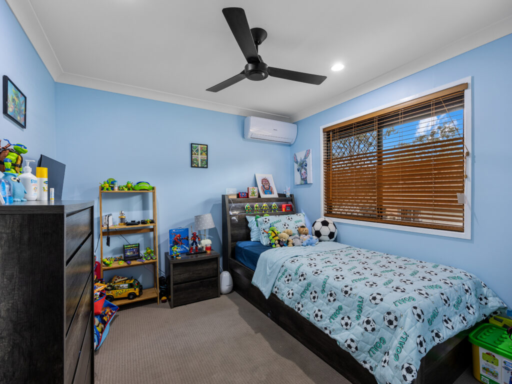 32 Oliver Drive, Redbank Plains, QLD 4301