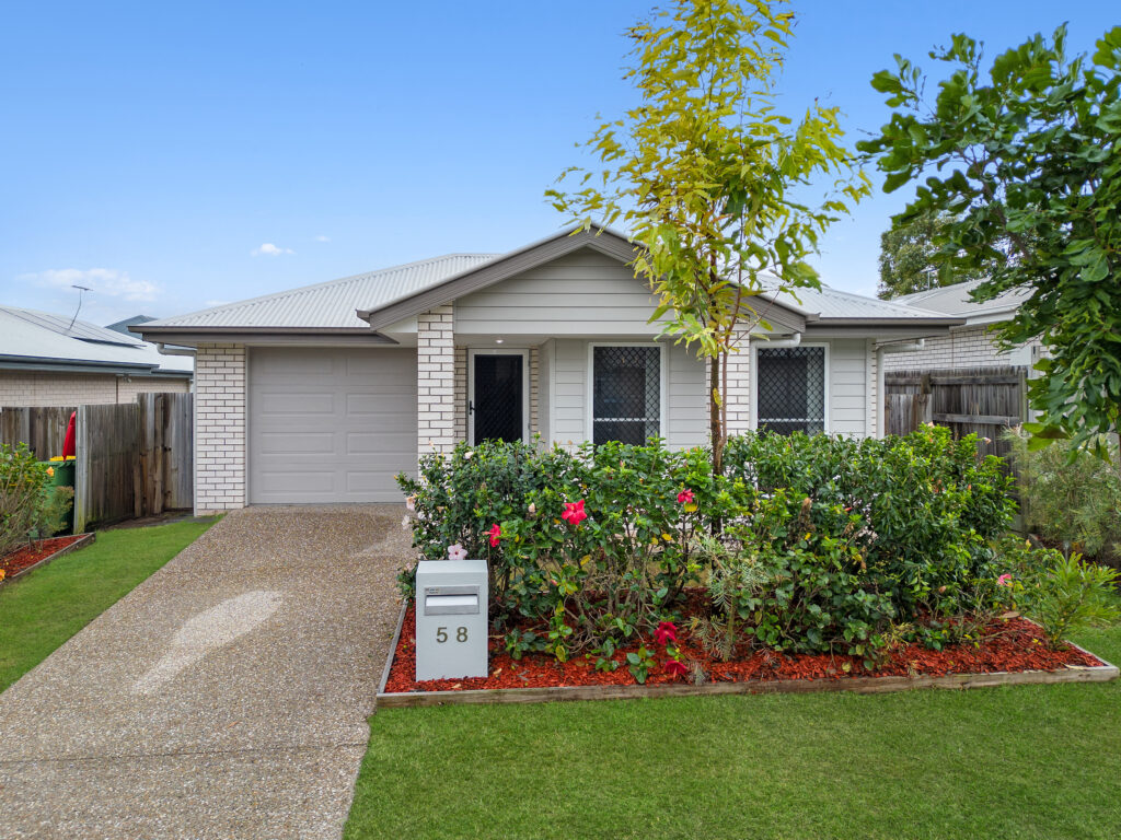 58 Cordeaux Crescent, Redbank Plains, QLD 4301