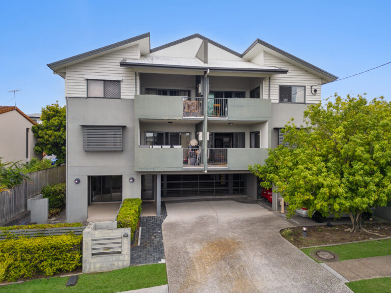 2/19 Mayfield Road, Moorooka QLD 4105
