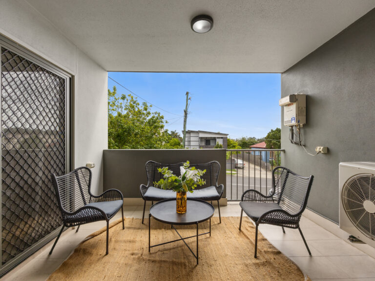 2/19 Mayfield Road, Moorooka QLD 4105