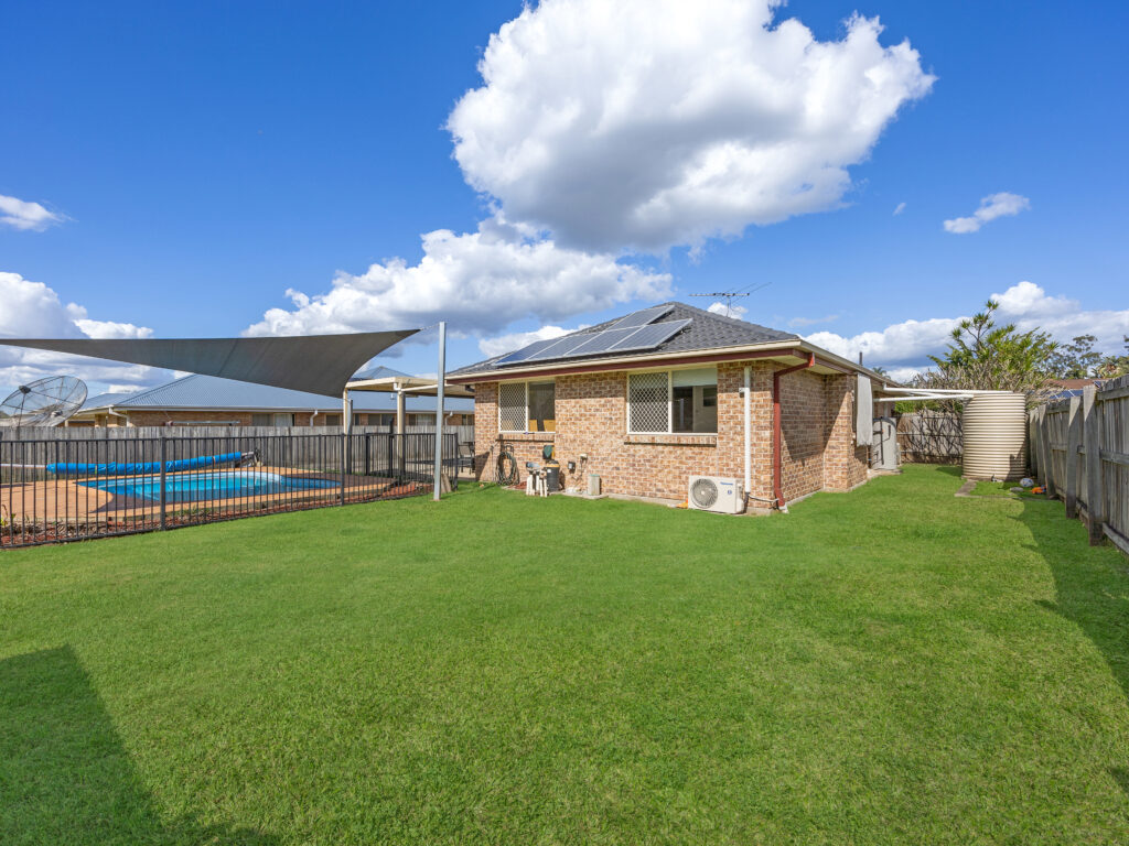12 Collins Street, Collingwood Park QLD 4301