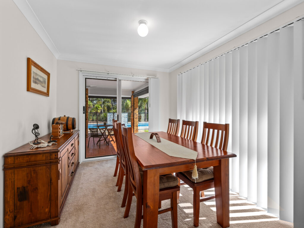 54 Glenross Drive, Pine Mountain, QLD 4306