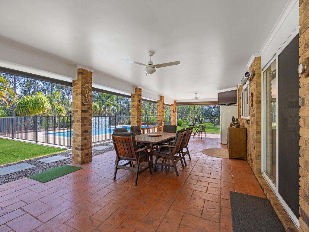 54 Glenross Drive, Pine Mountain, QLD 4306