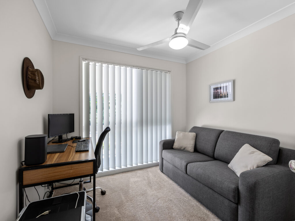54 Glenross Drive, Pine Mountain, QLD 4306
