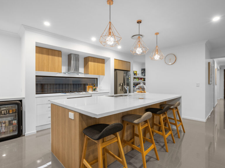 93 Armisfield Street, Doolandella QLD 4077