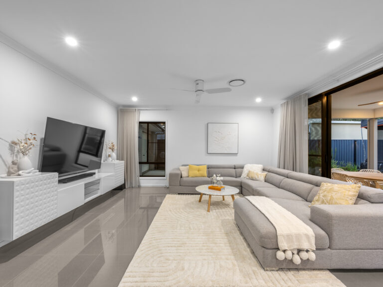 93 Armisfield Street, Doolandella QLD 4077