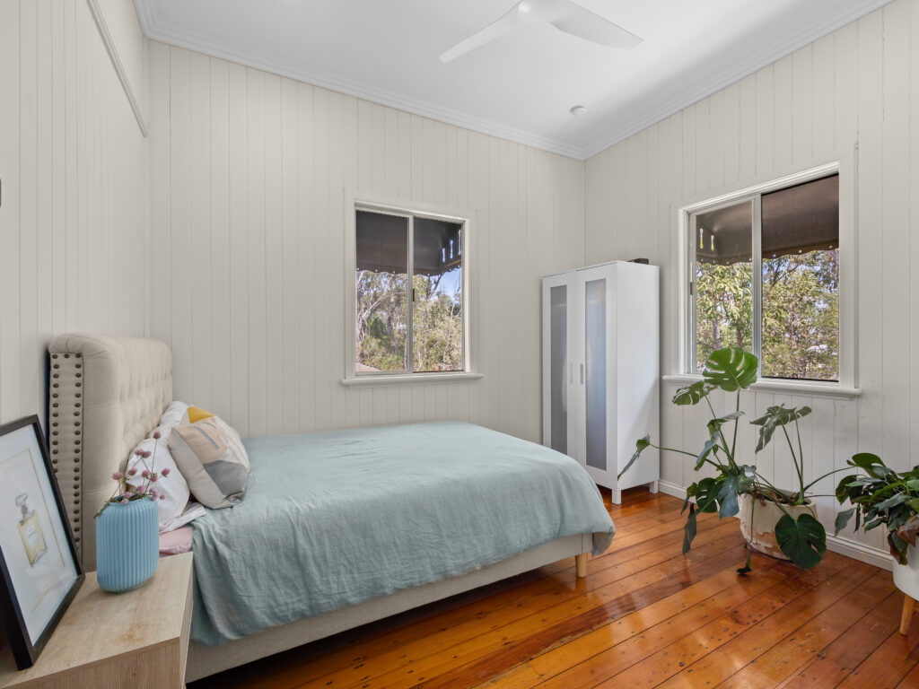6 Carl Lane, North Ipswich, QLD 4305
