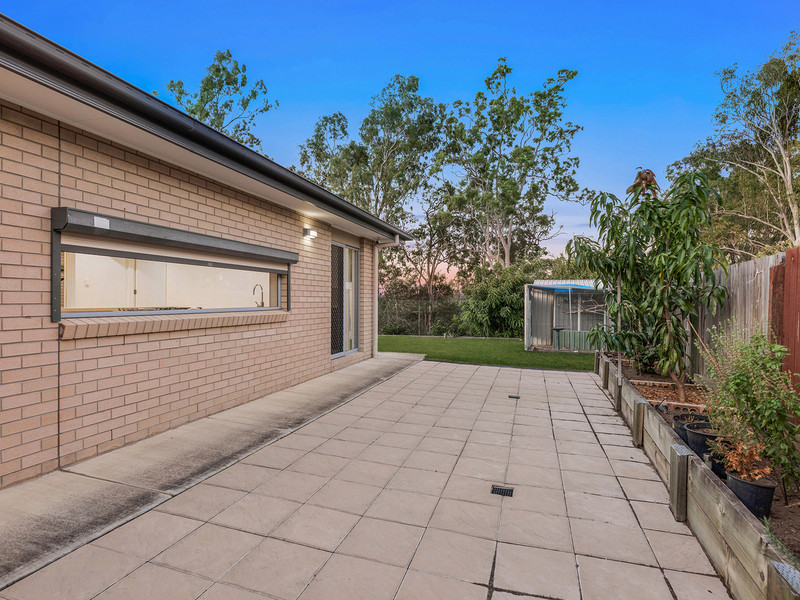 35 Sovereign Drive, Deebing Heights, QLD 4306