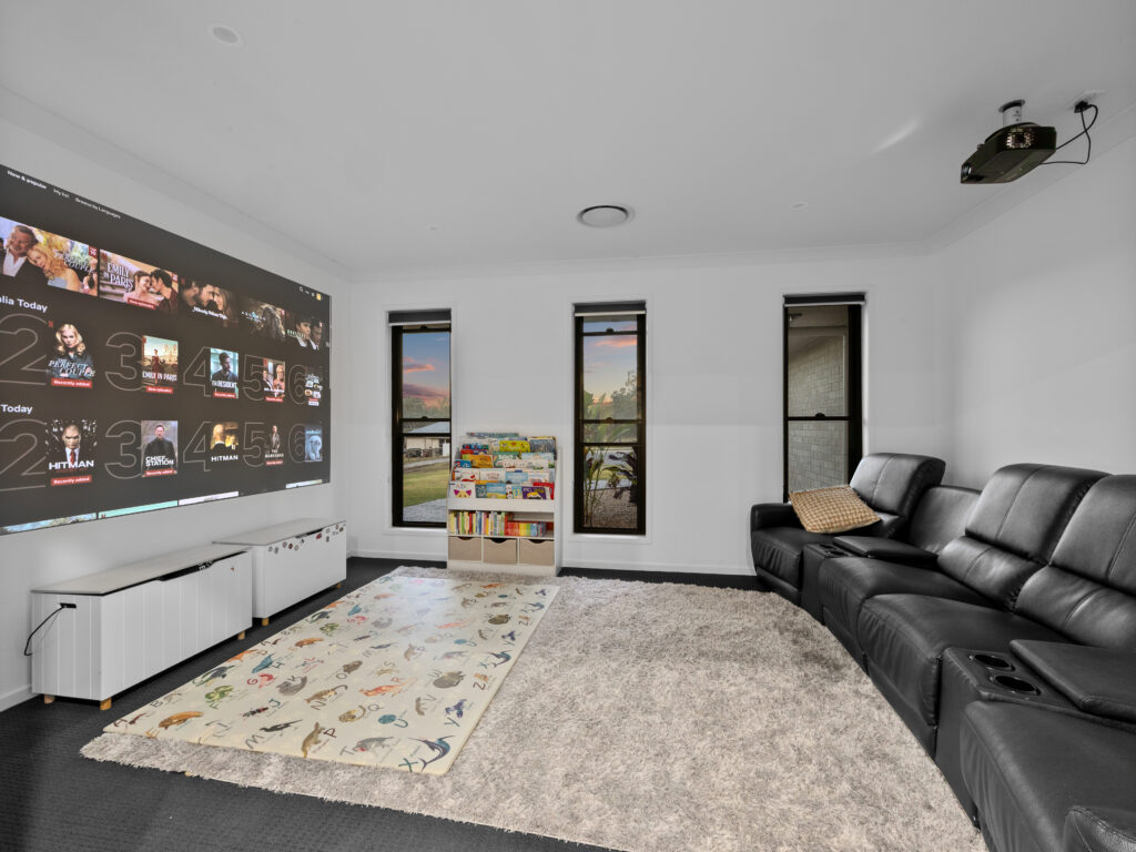 29 Hideaway Place, Karalee, QLD 4306