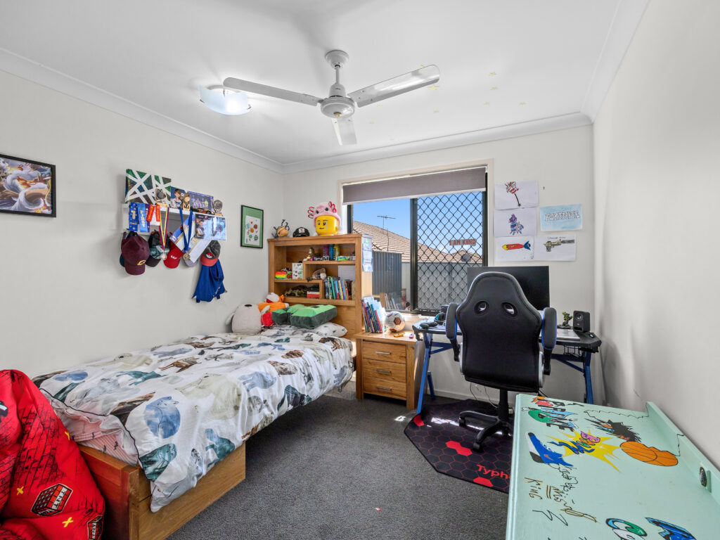 73 Kordan Boulevard, Raceview, QLD 4305