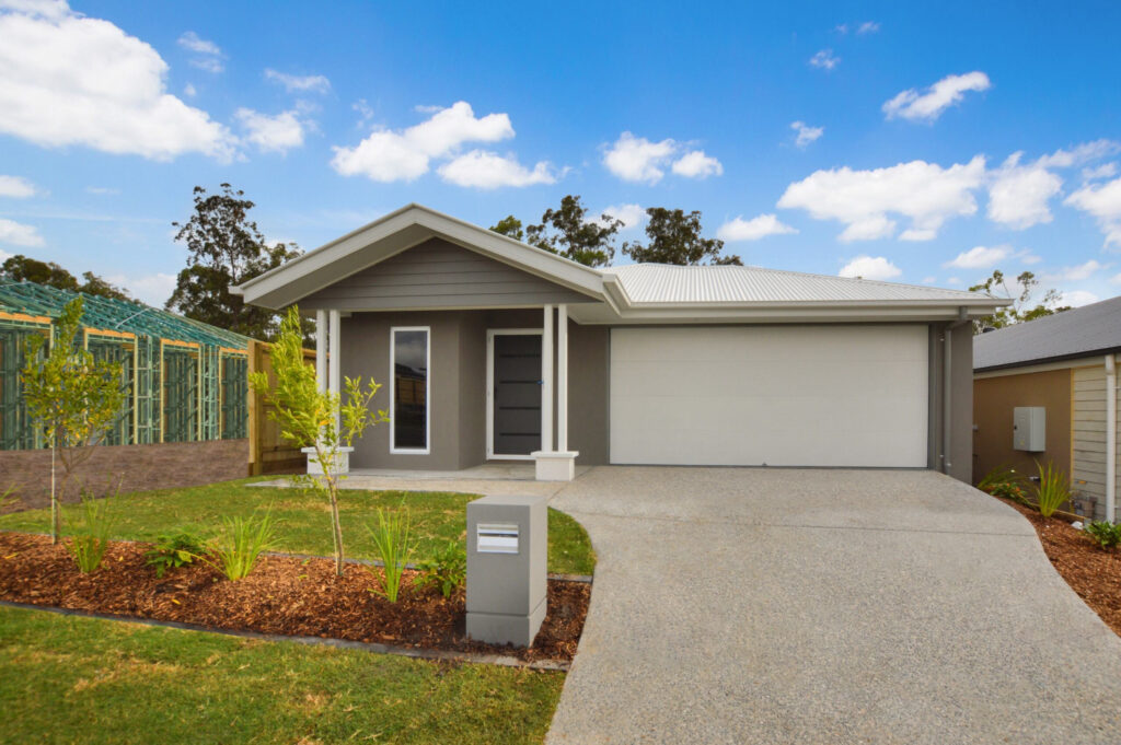27 Sunflower Court, Ripley, QLD 4306