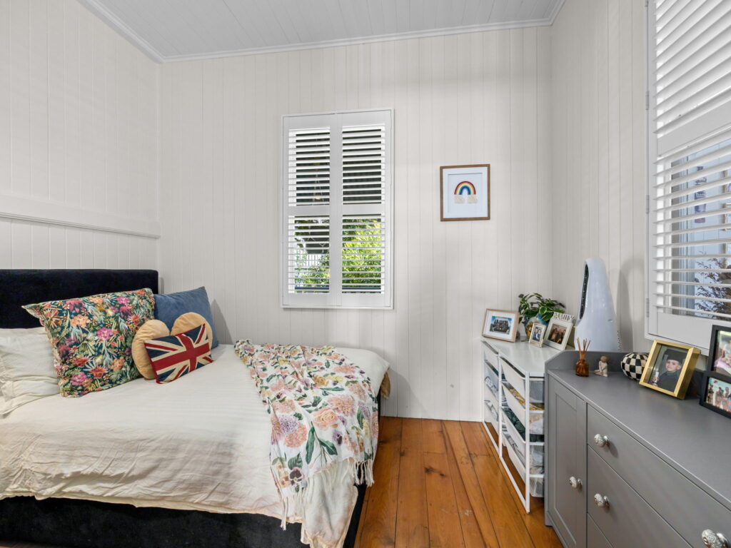 25 MacAlister Street, Ipswich, QLD 4305