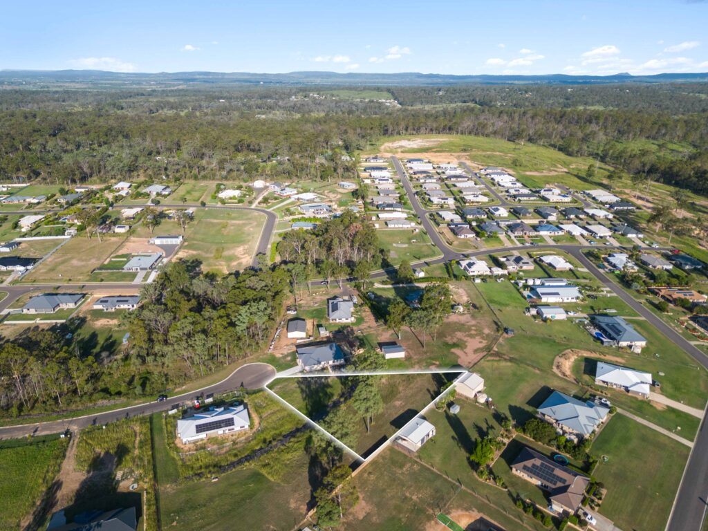 14 Wattle Crescent, Gatton, QLD 4343