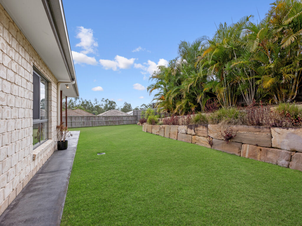6 Kinkajou Street, Deebing Heights, QLD 4306