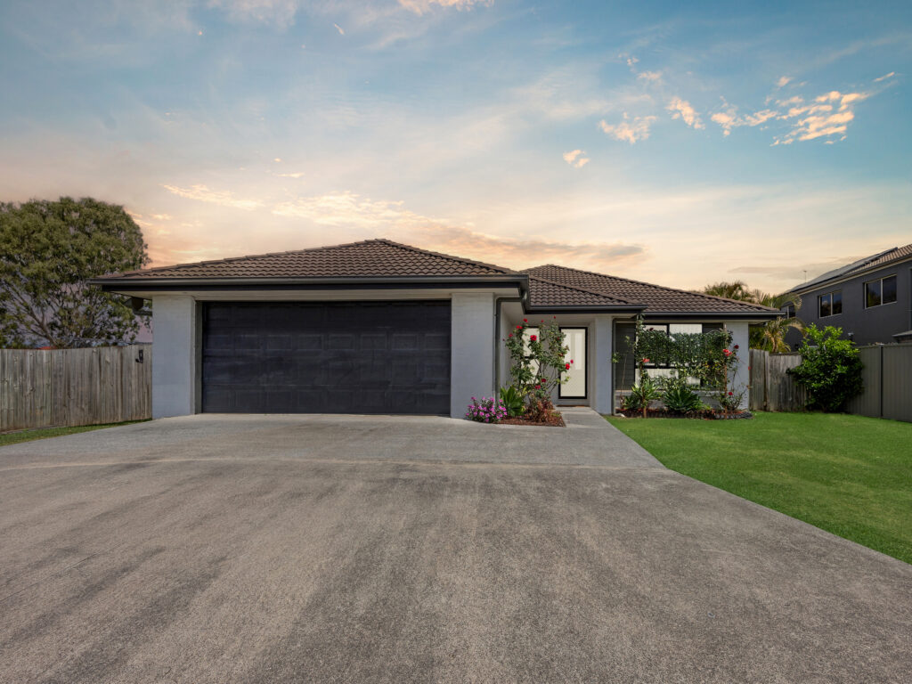 28 Brittany Crescent, Raceview, QLD 4305
