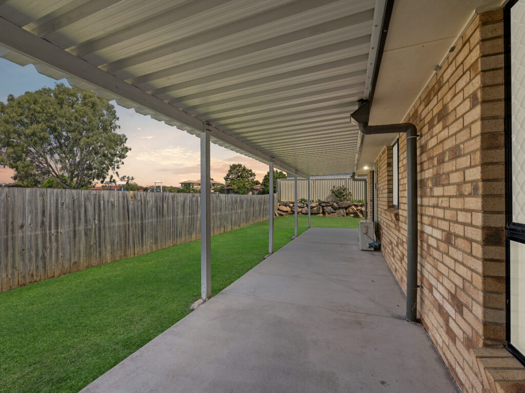 28 Brittany Crescent, Raceview, QLD 4305