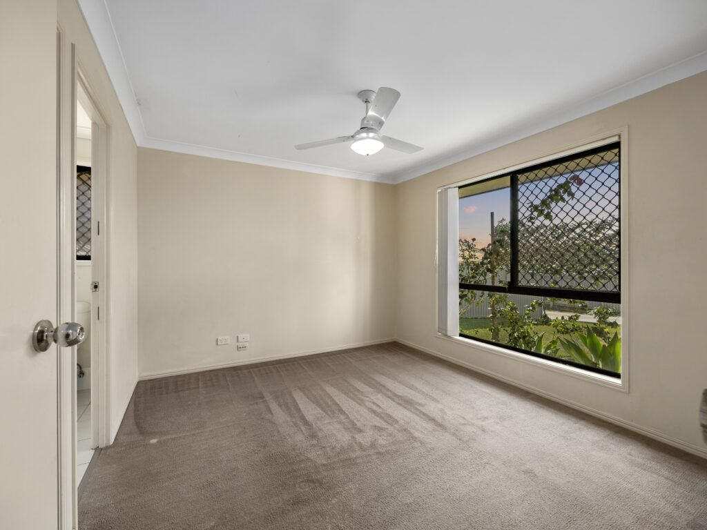 28 Brittany Crescent, Raceview, QLD 4305