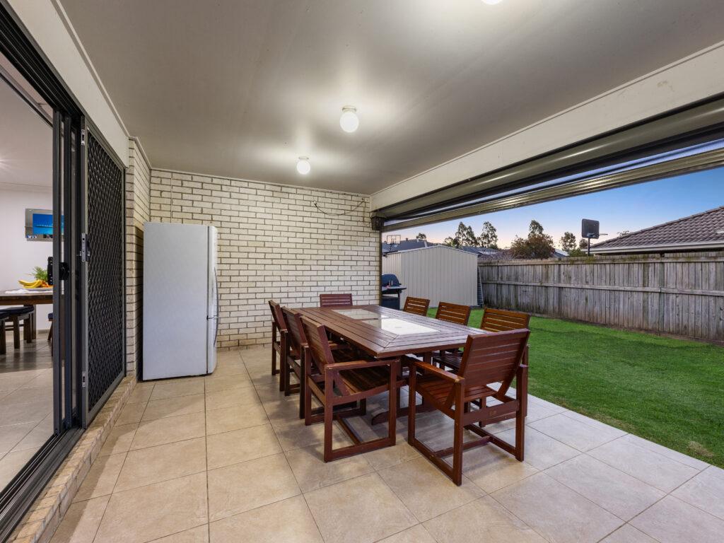 33 Benezet Drive, Augustine Heights, QLD 4300