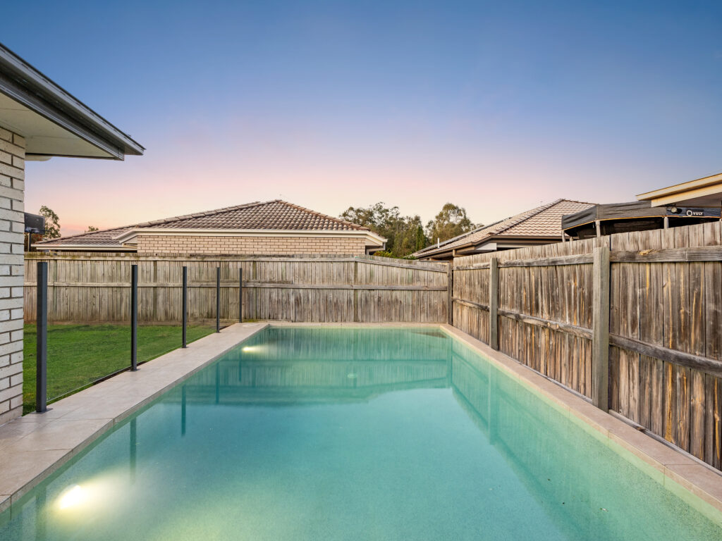33 Benezet Drive, Augustine Heights, QLD 4300
