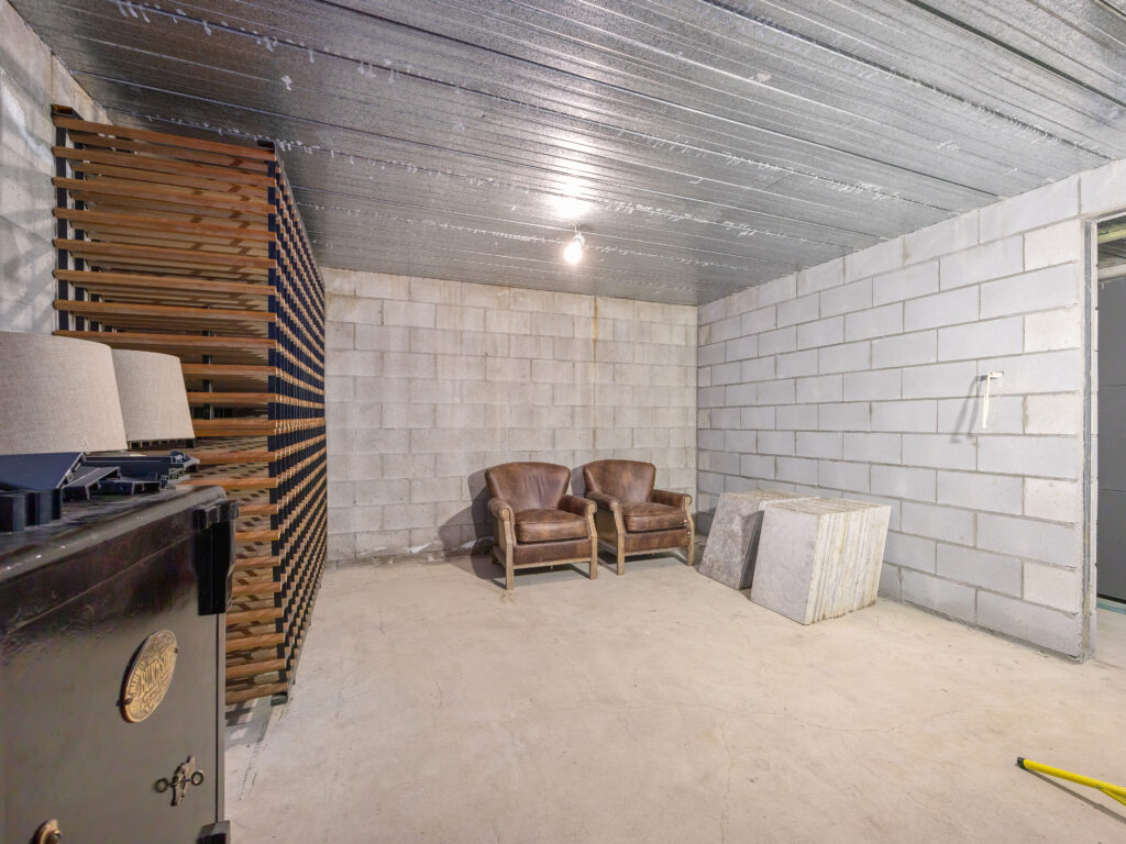 72 Glebe Road, Newtown, QLD 4305