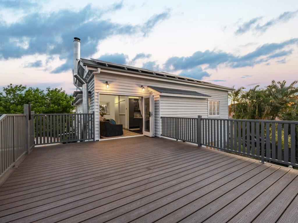 72 Glebe Road, Newtown, QLD 4305