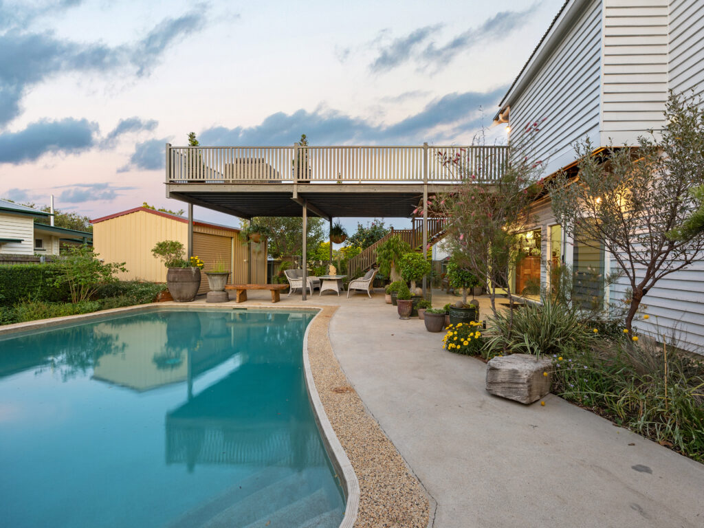 72 Glebe Road, Newtown, QLD 4305