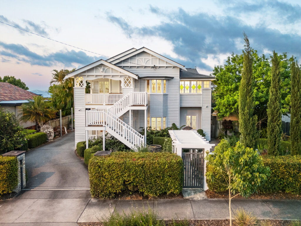 72 Glebe Road, Newtown, QLD 4305