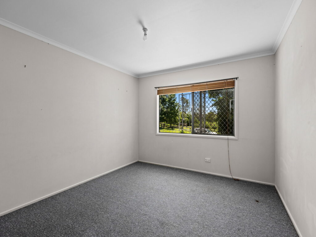 13 Queen Street, Blackstone, QLD 4304