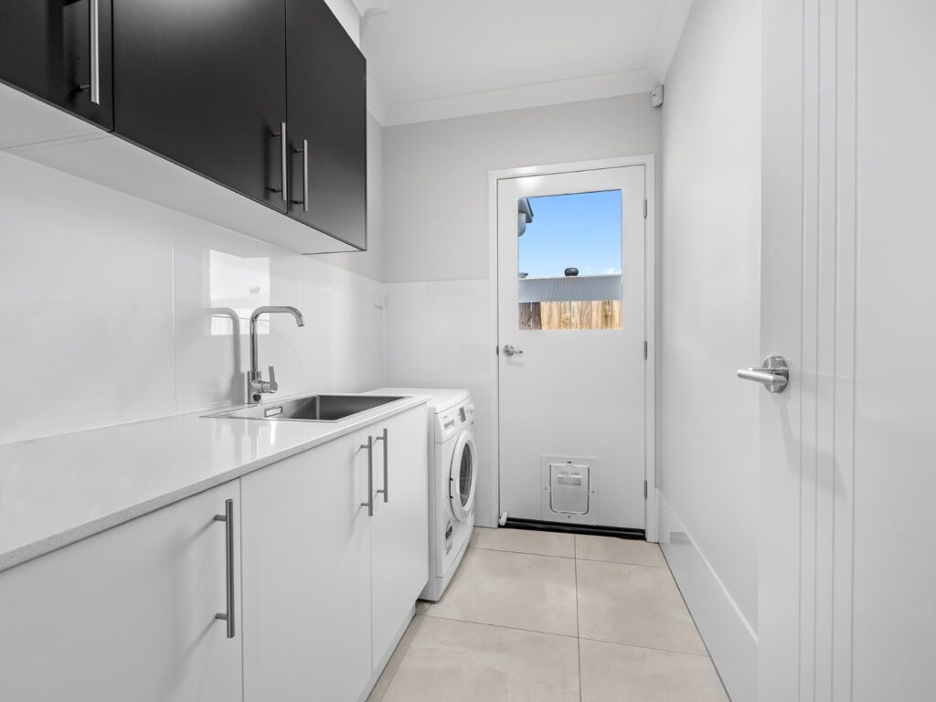 8 Tetra Crescent, Ripley, QLD 4306