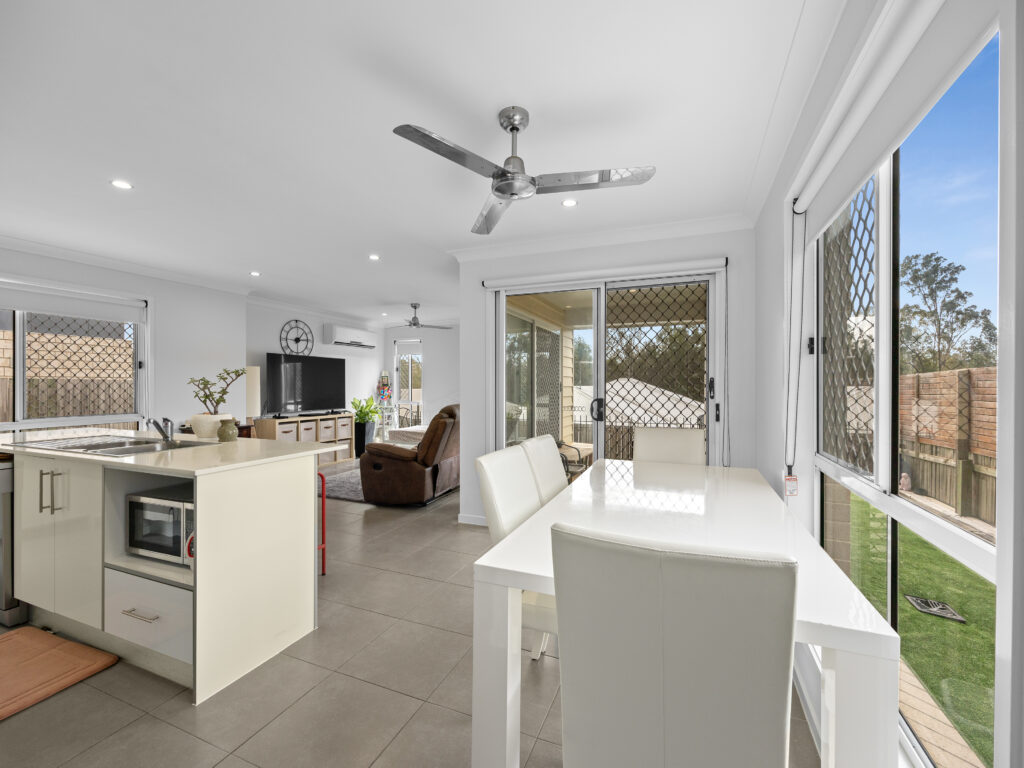3 Tey Court, Deebing Heights, QLD 4306