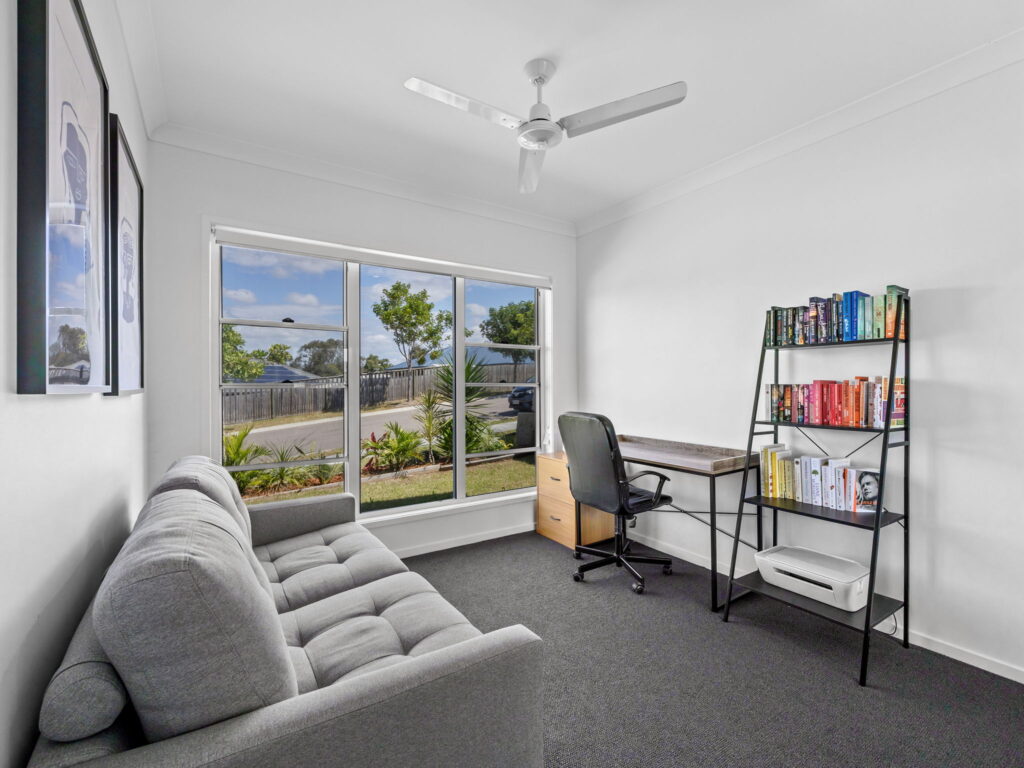 4 Platypus Way, Deebing Heights, QLD 4306