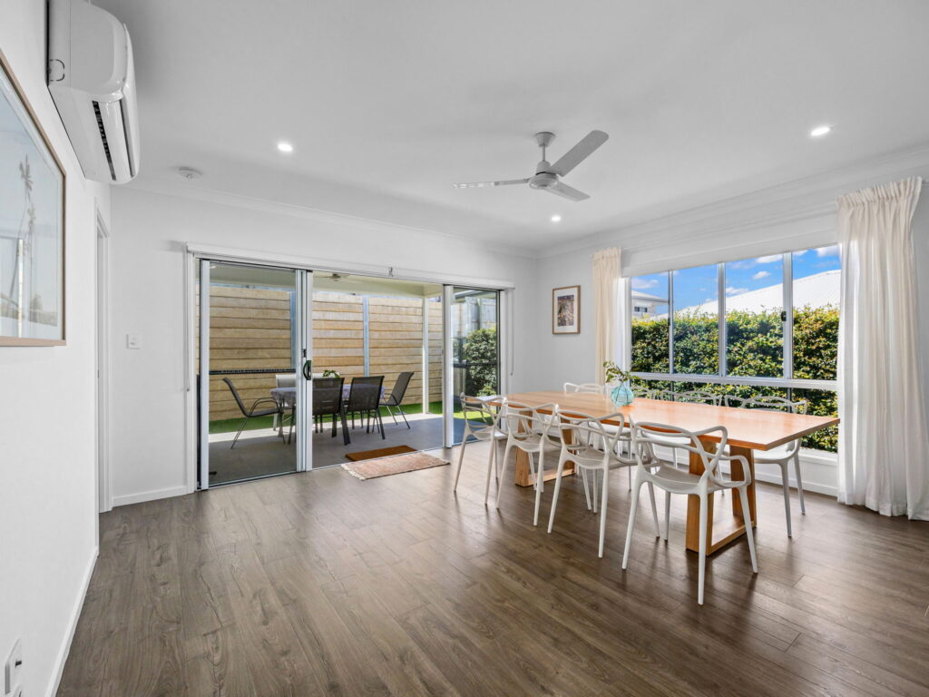 4 Platypus Way, Deebing Heights, QLD 4306