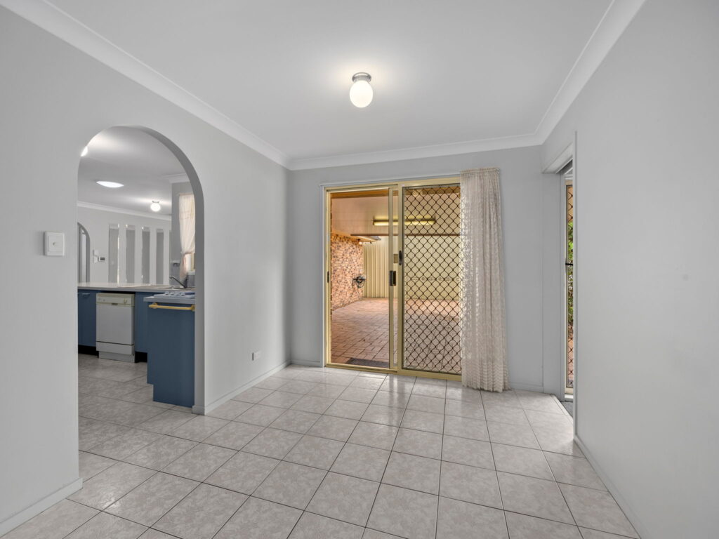 2 Somerfield Street, Redbank Plains, QLD 4301