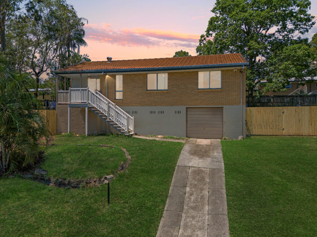 8 Hendren Court, Goodna, QLD 4300