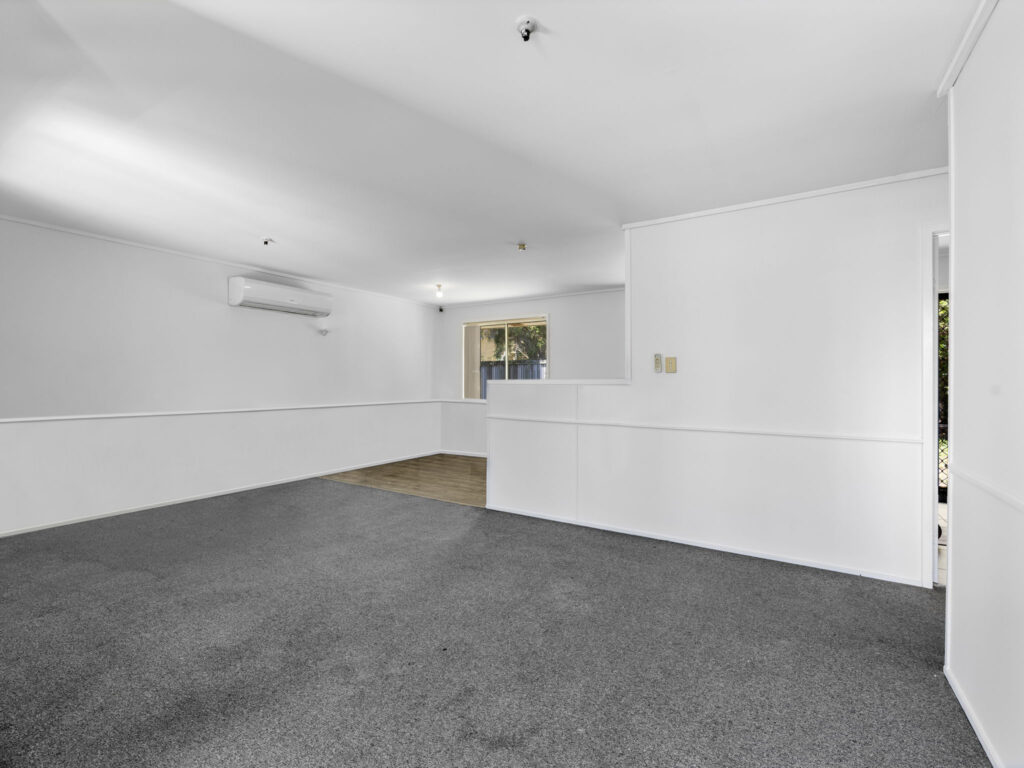8 Hendren Court, Goodna, QLD 4300