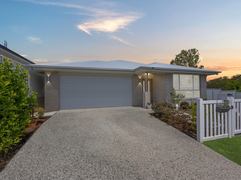 13 Diamantina Street, Plainland, QLD 4341