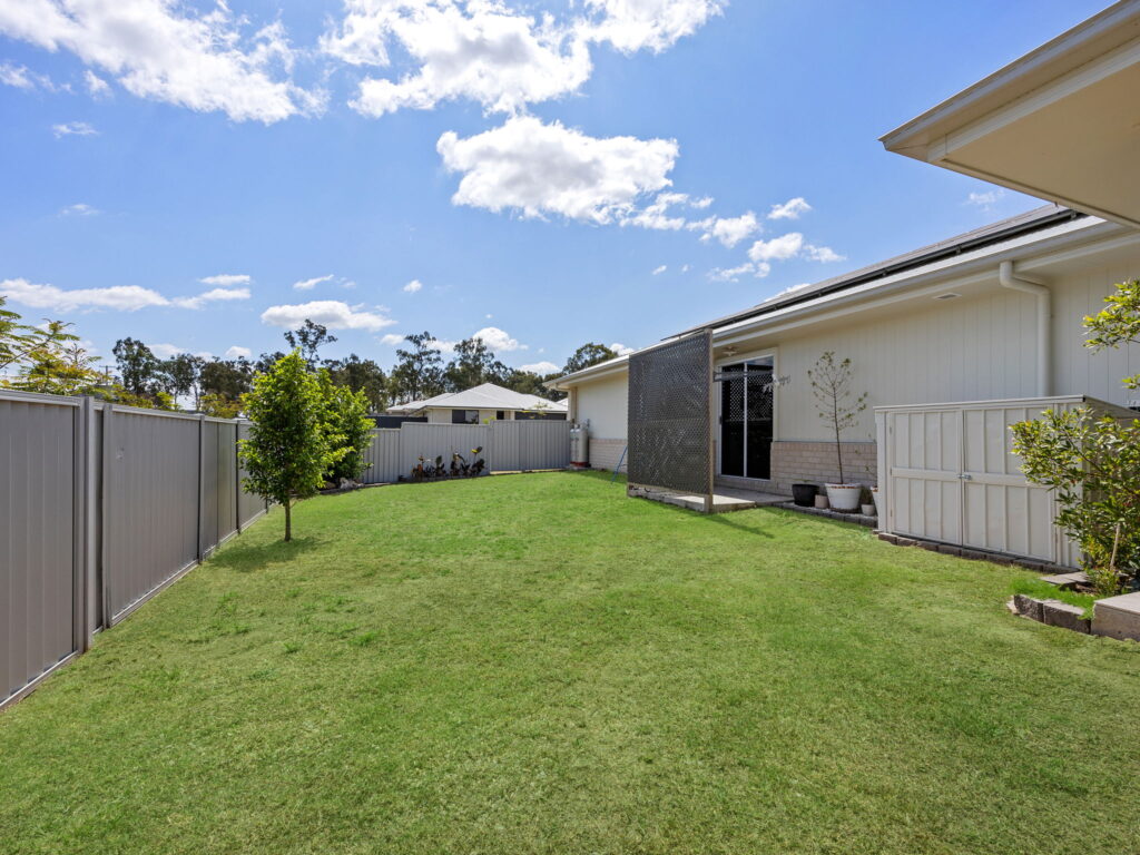13 Diamantina Street, Plainland, QLD 4341