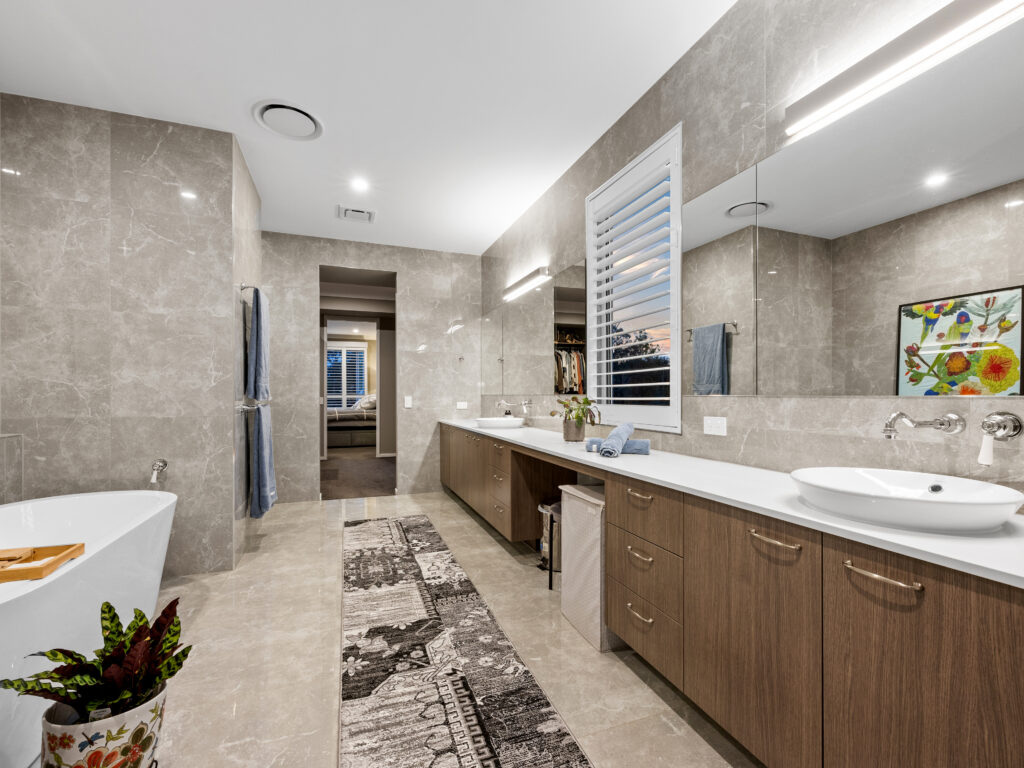 29/30 Botanic Crescent, Brookwater, QLD 4300