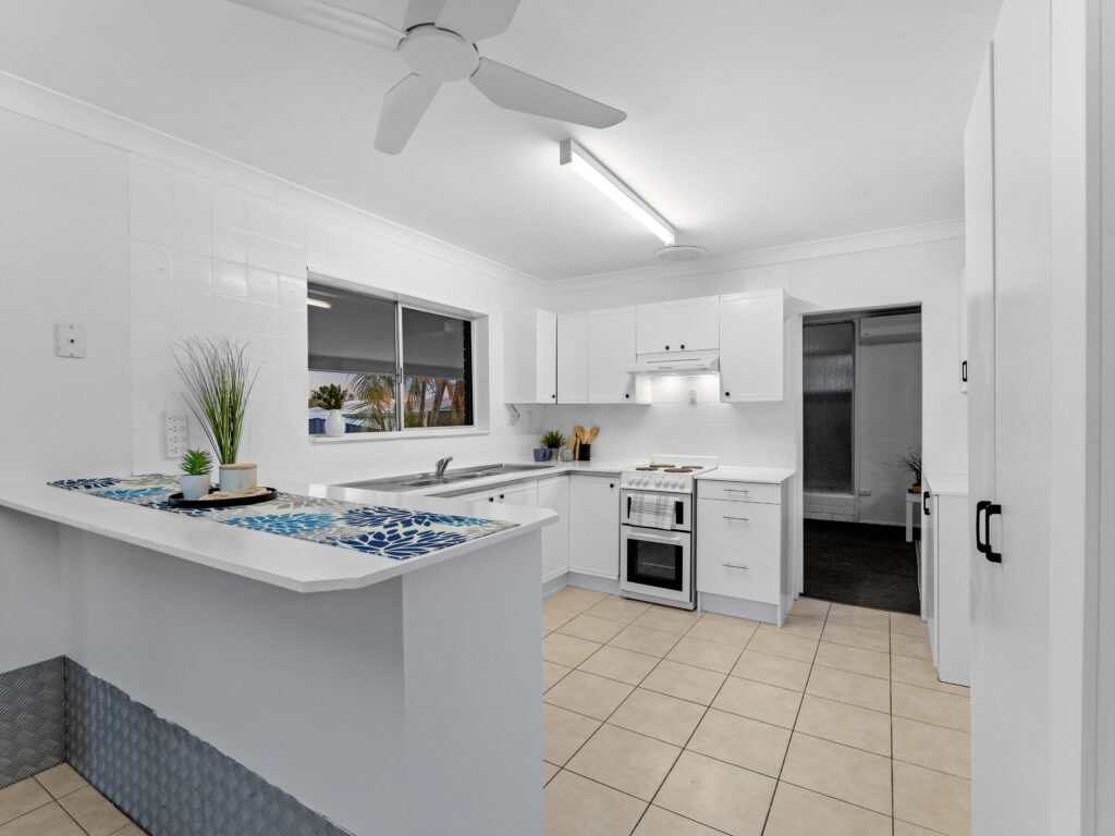 115 Mary Street, Blackstone, QLD 4304