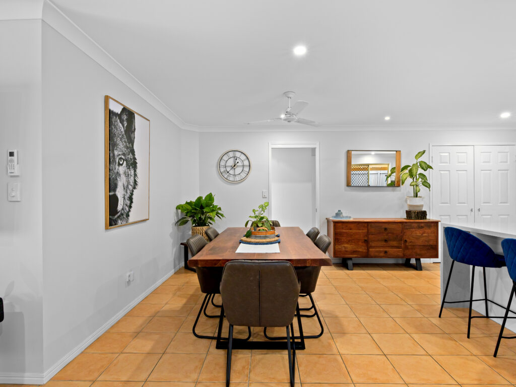 13 Chestnut Drive, Flinders View, QLD 4305