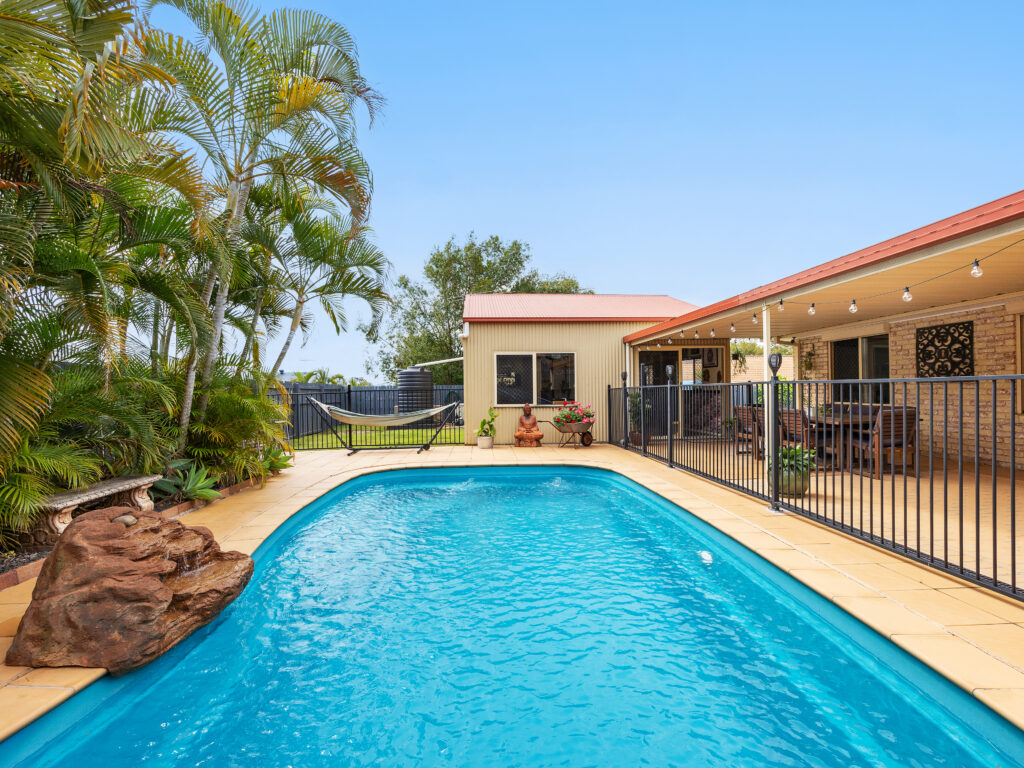 13 Chestnut Drive, Flinders View, QLD 4305