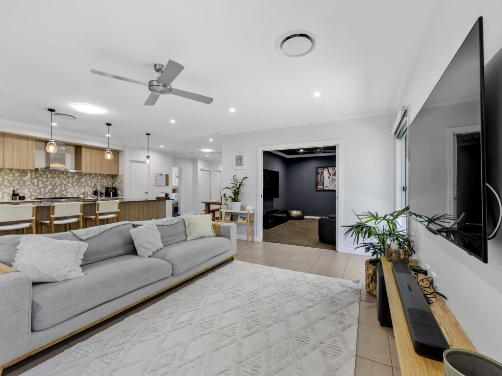 9 Caladenia Street, Deebing Heights, QLD 4306
