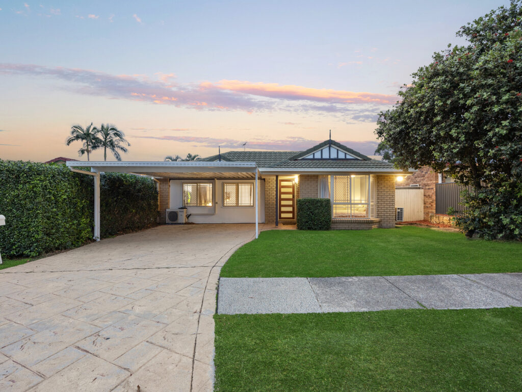 36 Laricina Circuit, Forest Lake, QLD 4078