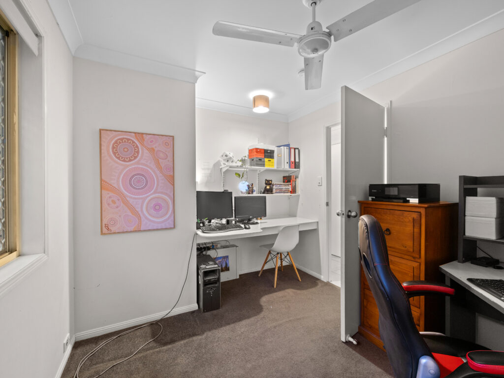 36 Laricina Circuit, Forest Lake, QLD 4078