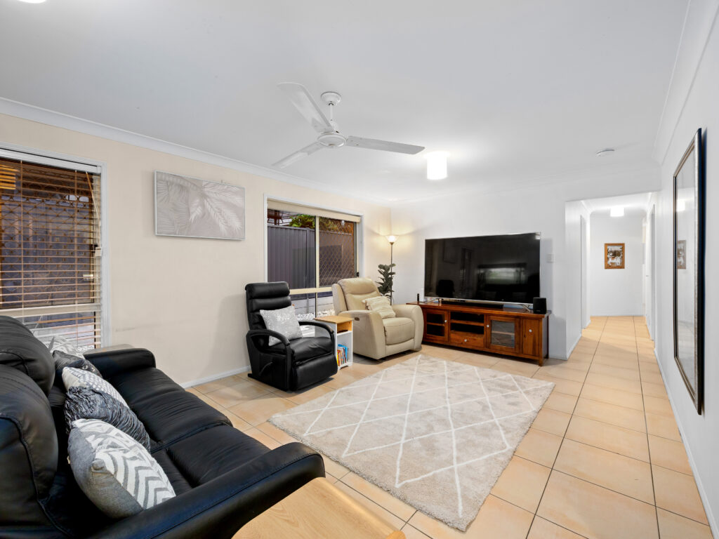 36 Laricina Circuit, Forest Lake, QLD 4078