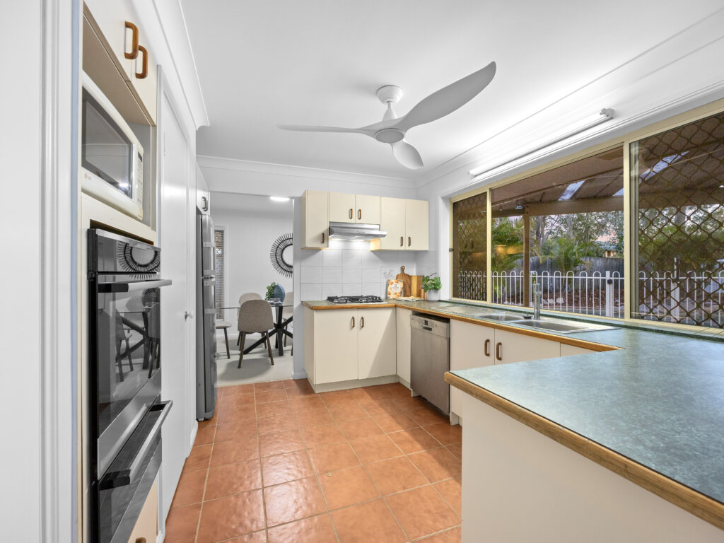 19 Clarendon Circuit, Forest Lake, QLD 4078