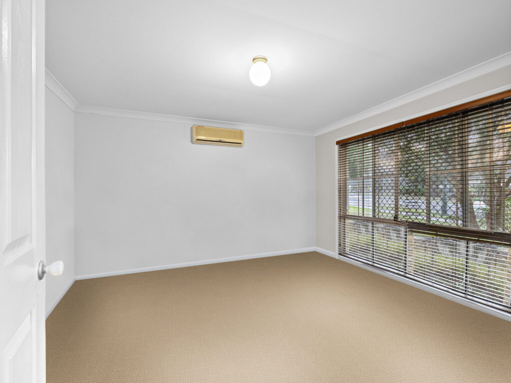 17 Ashbourne Avenue, Goodna, QLD 4300
