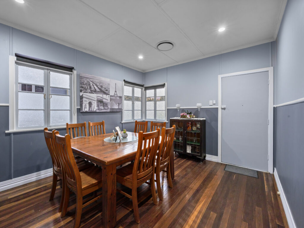 15 Robin Street, Coalfalls, QLD 4305